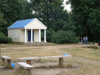 Refreshment Kiosk, Wanstead Park